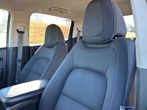 Used 2020 Chevrolet Colorado LT image 25