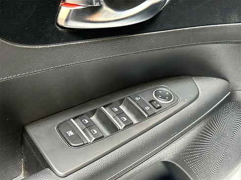 Used 2023 Kia Forte GT-Line w/ GT-Line Technology Package image 18