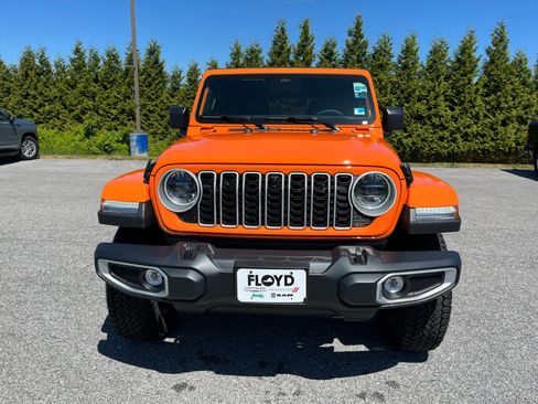 New 2026 Jeep Wrangler Unlimited Sahara AWD/4WD image 9
