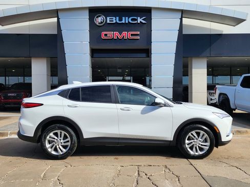 New 2026 Buick Envista Preferred w/ Convenience I Package image 3