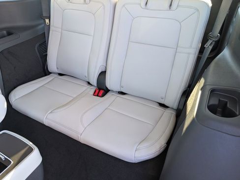 New 2026 Lincoln Aviator Reserve w/ Luxury Package image 27