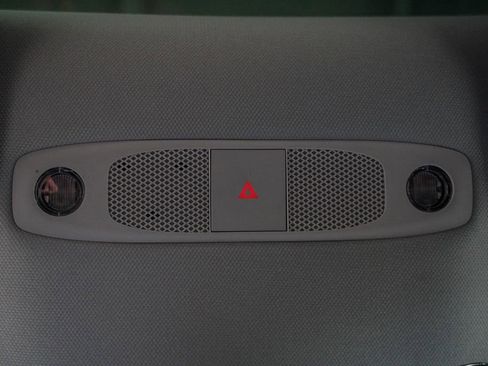 Used 2023 Tesla Model 3 Standard Range image 24