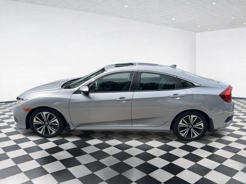 Used 2017 Honda Civic EX-T image 7