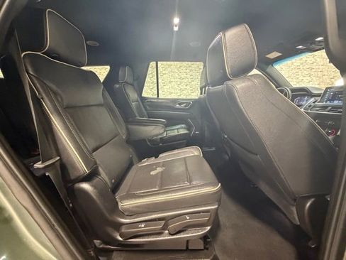 Used 2024 Chevrolet Tahoe Premier RWD image 9