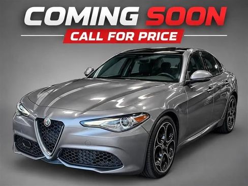 Used 2020 Alfa Romeo Giulia Ti Sport RWD image 1