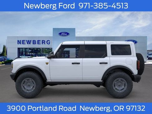 New 2025 Ford Bronco Badlands AWD/4WD image 5