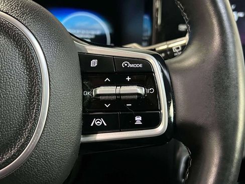 Used 2023 Kia Sorento SX Prestige AWD/4WD image 24