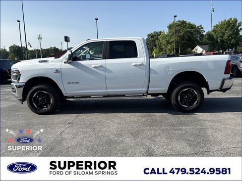 Used 2025 RAM 2500 Laramie AWD/4WD image 12