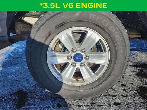 Used 2017 Ford F150 XLT image 4