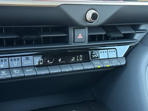 New 2026 Toyota Crown Signia AWD/4WD image 22