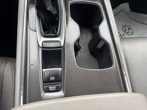 Used 2019 Honda Accord LX image 22