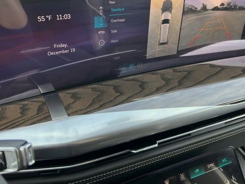 Certified 2026 Cadillac Escalade Platinum Sport image 19