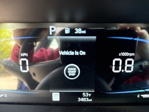 Used 2025 Hyundai Elantra Sport FWD image 12