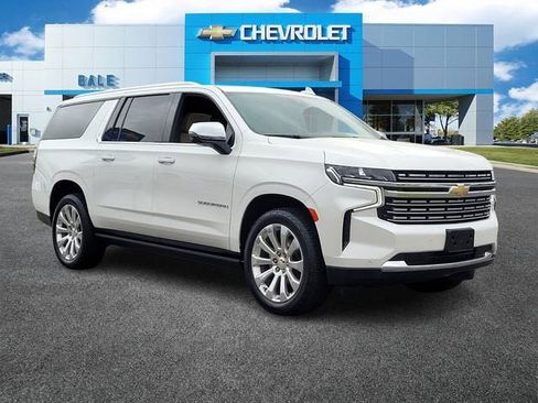 Used 2023 Chevrolet Suburban Premier w/ Premium Package 2 image 1