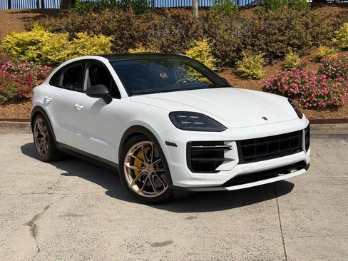 Used 2024 Porsche Cayenne Turbo GT image 1