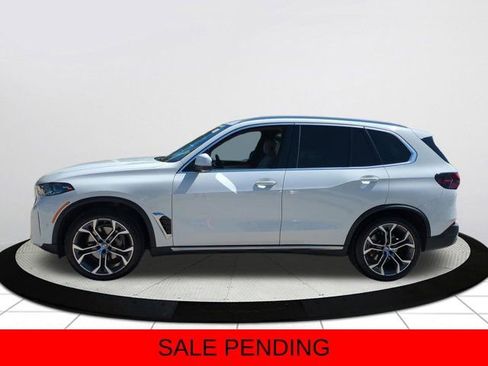 Used 2024 BMW X5 sDrive40i w/ Premium Package RWD image 6