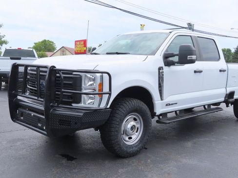 Used 2024 Ford F350 XL AWD/4WD image 9