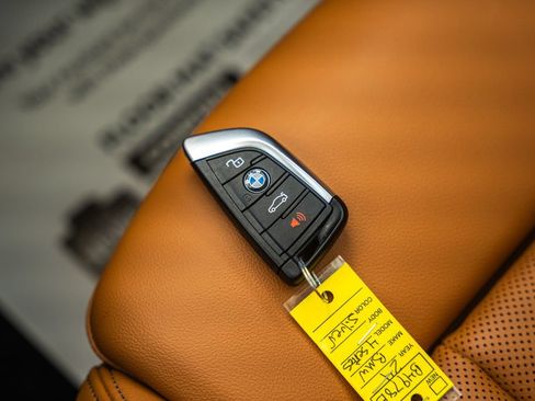 Used 2024 BMW 430i xDrive Coupe AWD/4WD image 44