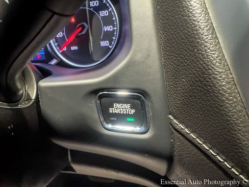 Used 2023 GMC Acadia SLE w/ Elevation Edition image 19