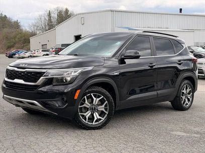 Used 2023 Kia Seltos EX