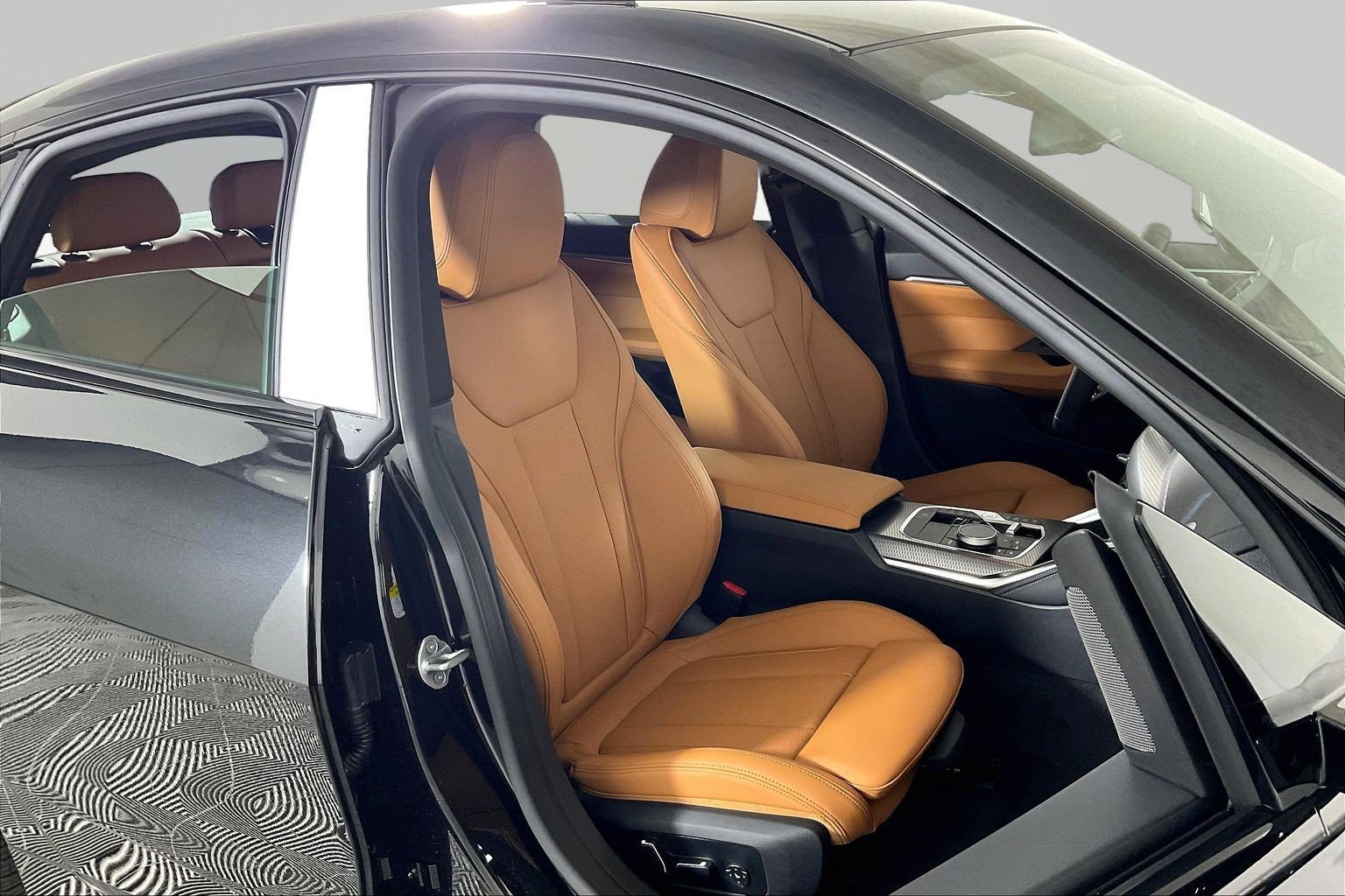 New 2026 BMW 430i xDrive w/ M Sport Package AWD/4WD image 15
