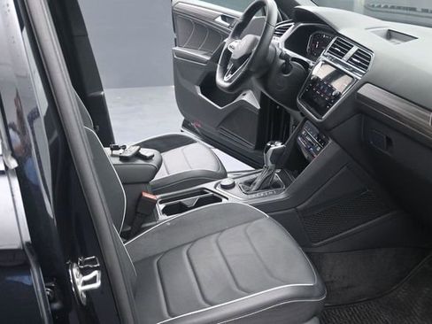 Used 2024 Volkswagen Tiguan SEL R-Line AWD/4WD image 20