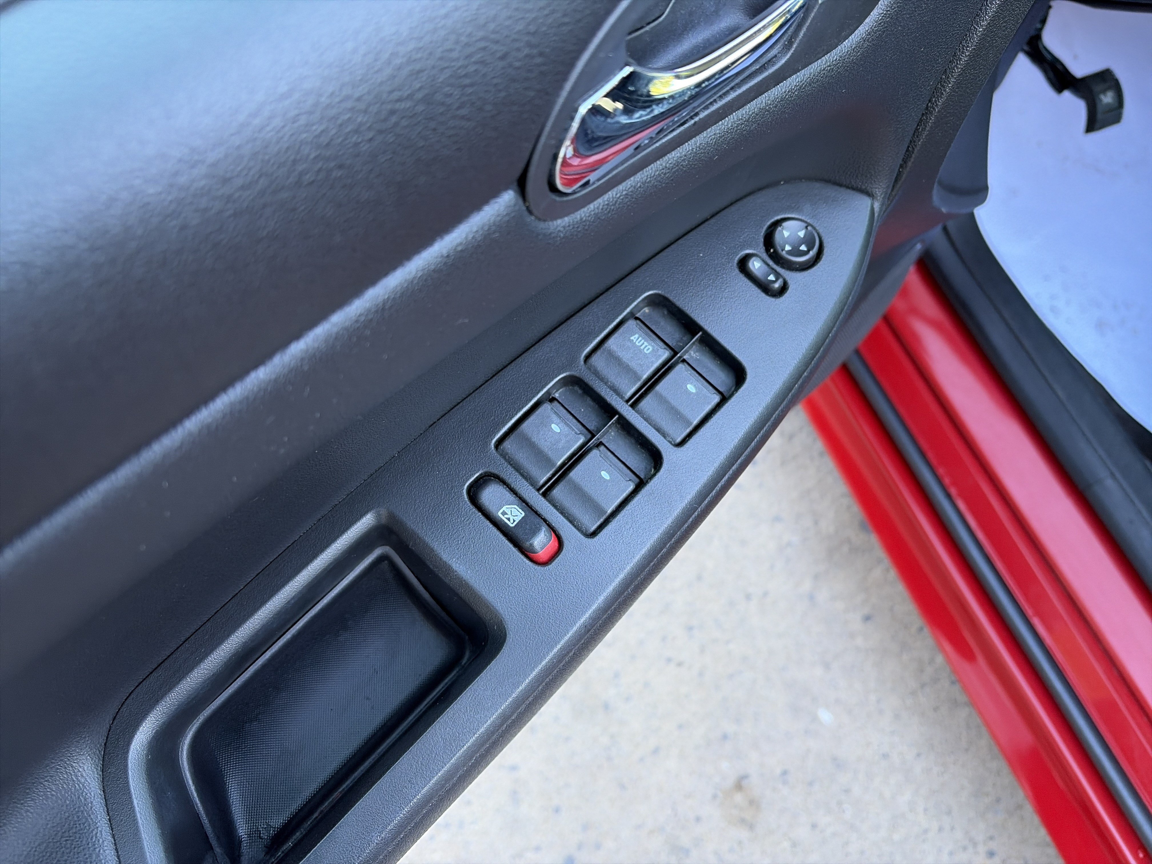 Used 2012 Chevrolet Impala LS FWD image 16