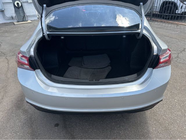 Used 2021 Chevrolet Malibu LT FWD image 31