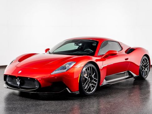 Used 2022 Maserati MC20 Coupe image 25