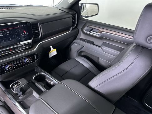 New 2026 GMC Sierra 1500 SLT w/ SLT Premium Plus Package image 35