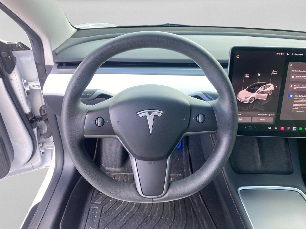 Used 2023 Tesla Model 3 Standard Range RWD image 12