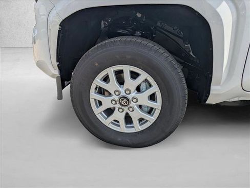 New 2026 Toyota Tacoma SR5 image 9
