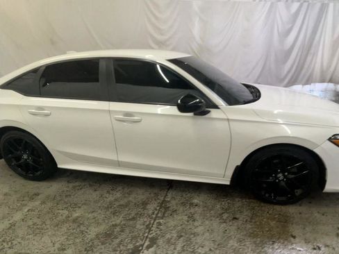 Certified 2024 Honda Civic Sport image 9