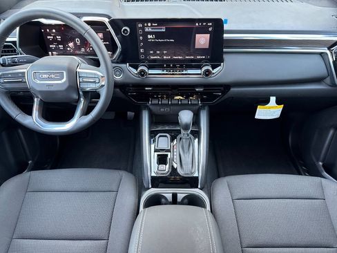 New 2026 GMC Canyon Elevation w/ Technology Package RWD image 12