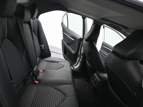 Used 2023 Toyota Camry SE w/ Audio Upgrade Package image 13