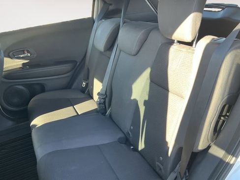 Used 2022 Honda HR-V Sport image 6