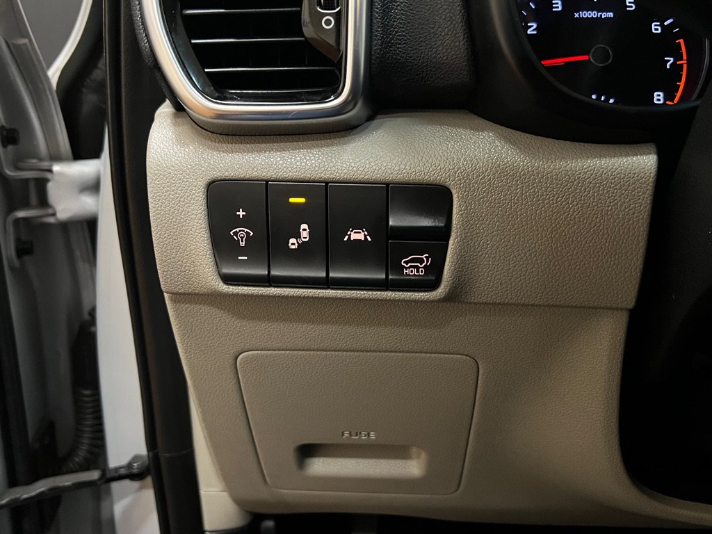 Used 2020 Kia Sportage EX AWD/4WD image 25