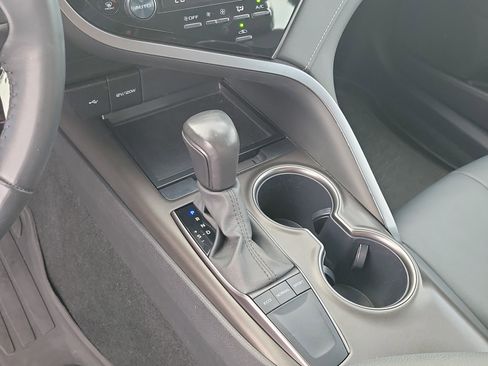 Certified 2024 Toyota Camry SE FWD image 27