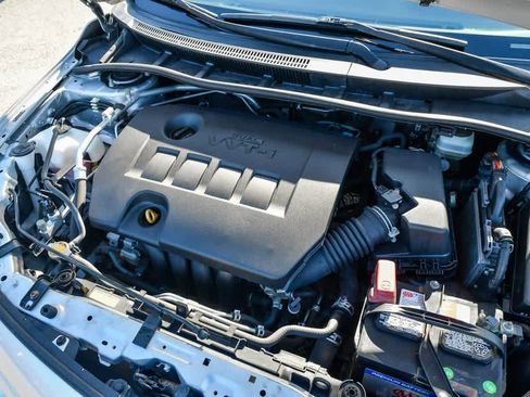 Used 2011 Toyota Corolla LE image 28