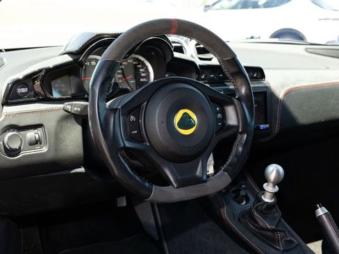 Used 2020 Lotus Evora RWD image 22