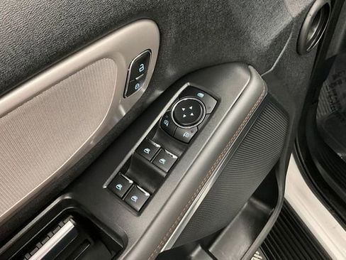 Used 2025 Ford Expedition Active AWD/4WD image 40