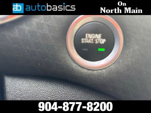 Used 2018 Chevrolet Malibu LT FWD image 27