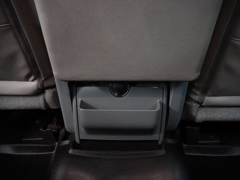 Used 2013 Ford F150 XLT w/ Mid Equipment Group RWD image 27