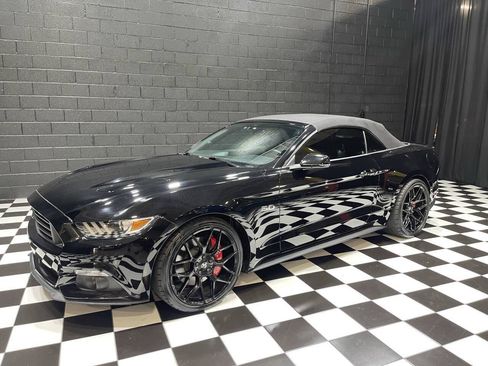 Used 2017 Ford Mustang GT Premium RWD image 43