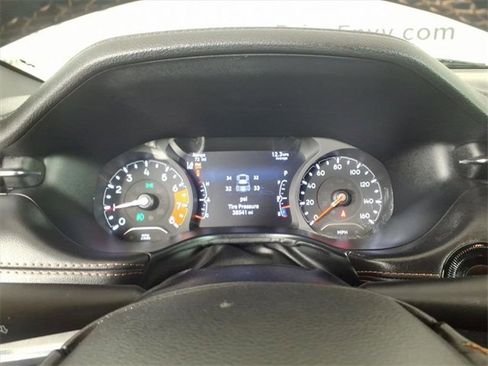 Used 2022 Jeep Compass Limited image 15