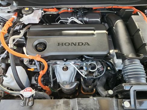 Used 2025 Honda CR-V Sport-L image 32