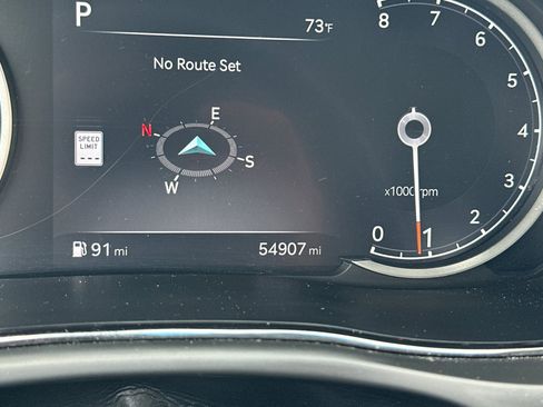 Used 2023 Genesis GV70 2.5T AWD/4WD image 28