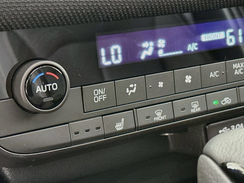 New 2026 Subaru Outback Limited AWD/4WD image 24