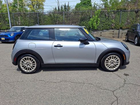 Used 2025 MINI Cooper 2-Door Hardtop FWD image 7