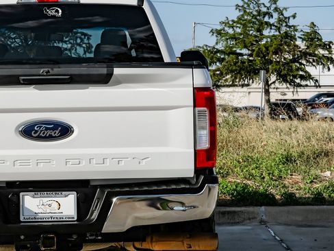 Used 2018 Ford F250 XLT AWD/4WD image 39